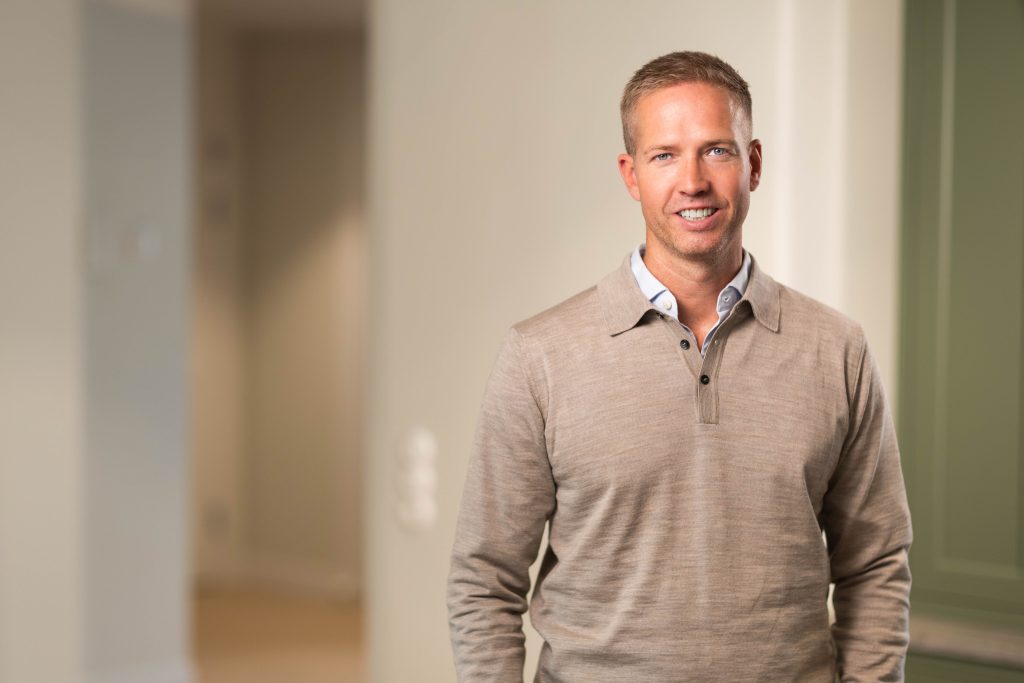 Fredrik Löfgren, IR and M&A