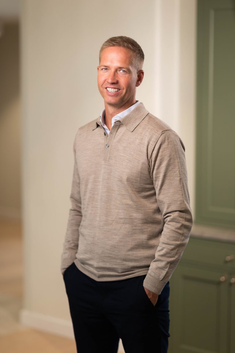 Fredrik Löfgren, IR and M&A